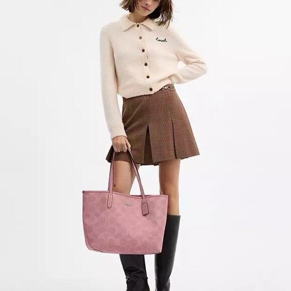 NWT Coach City Tote Bag In Signature Canvas CAL49 Dusty Pink - Picture 9 of 13